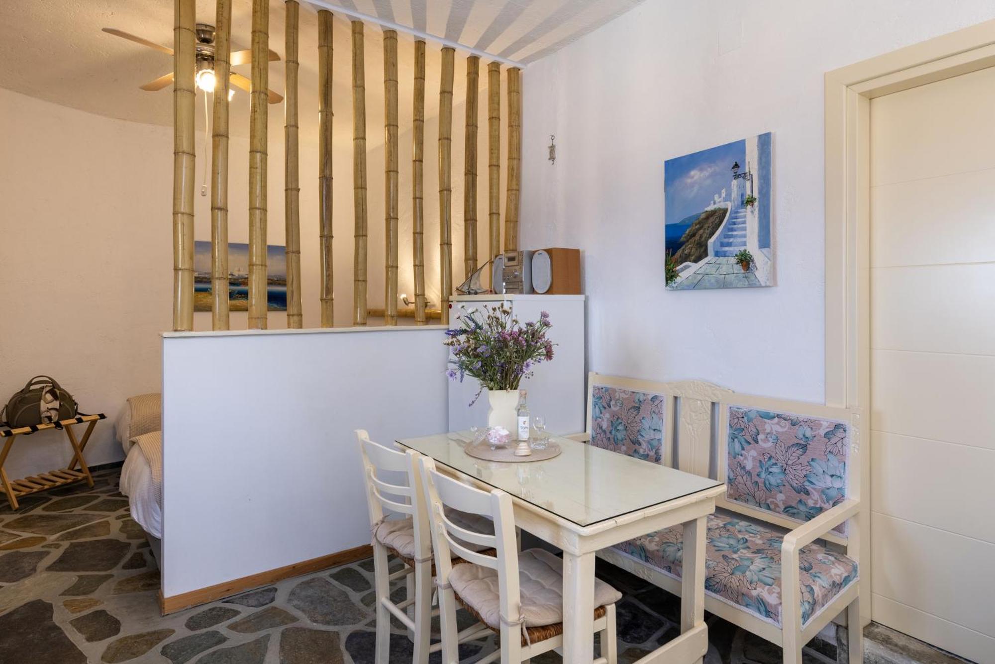 Aegean View - Seaside Apartment In Syros Азолимнос Екстериор снимка
