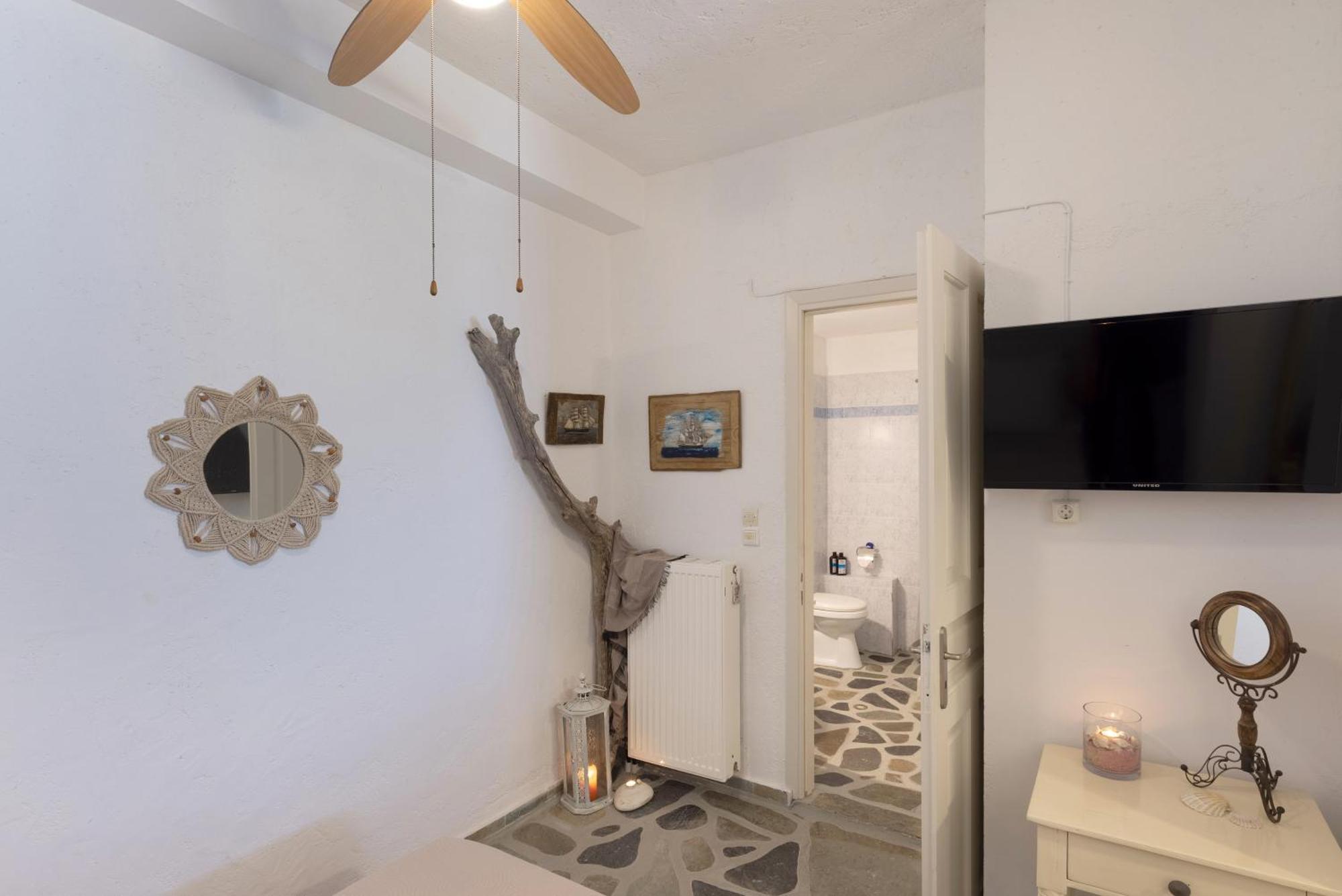 Aegean View - Seaside Apartment In Syros Азолимнос Екстериор снимка